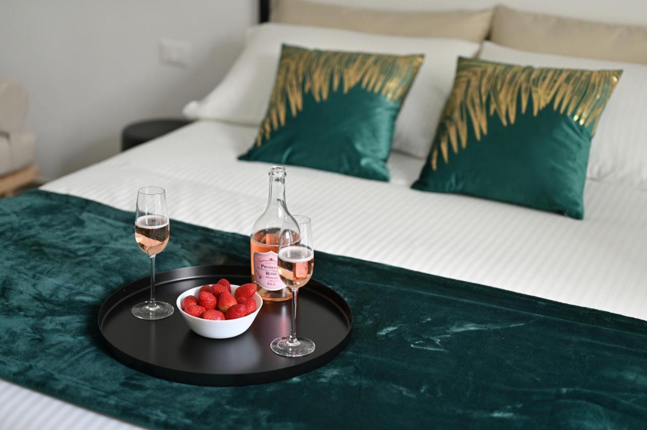 First Floor B&B Бари Екстериор снимка